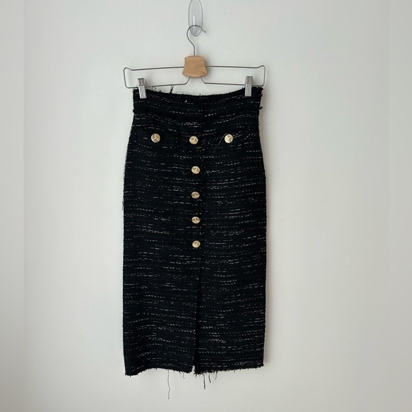 Zara Black and Gold Buttoned Skirt - Picture 3 of 13